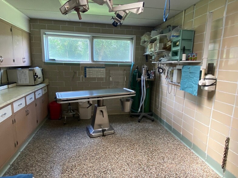 More Photos Of 2275 Duanesburg Rd, Duanesburg Veterinarian Kennel For Sale