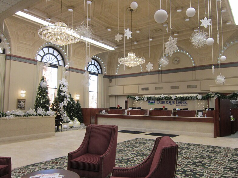 More Photos Of 1398 Central Ave, Dubuque Office For Sale