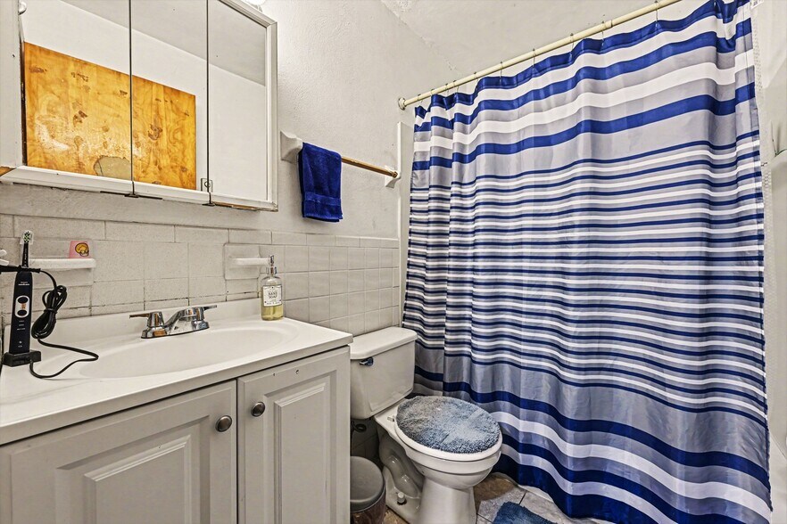 More Photos Of 234-236 High st, Fairborn Multifamily For Sale