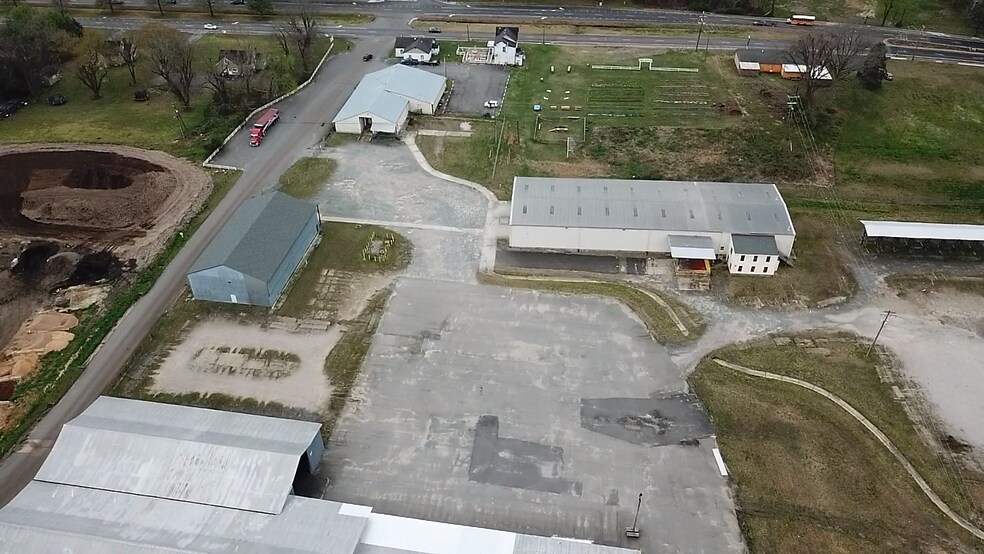 More Photos Of 7812 Richmond Rd, Toano Unknown For Lease