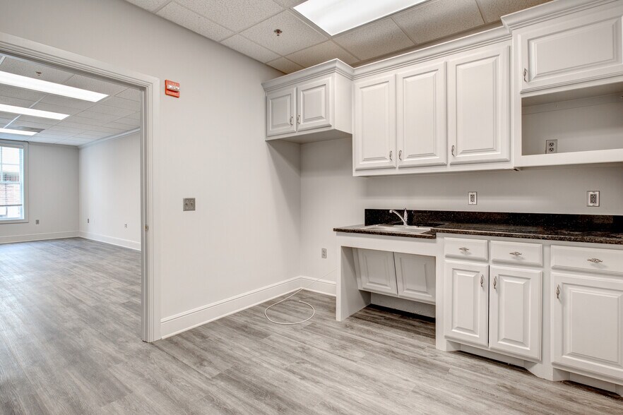 More Photos Of 1670 Keller Pky, Keller Loft Creative Space For Lease