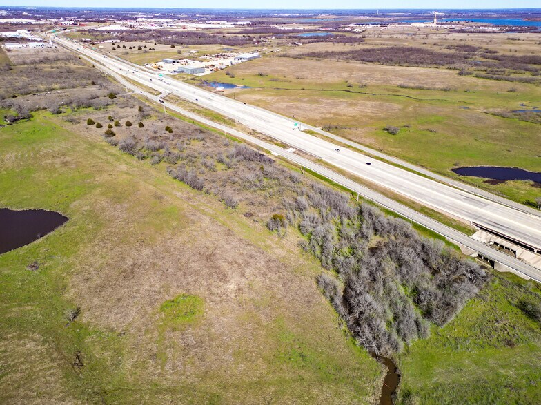 More Photos Of TBD 11.54 Acres IH-45 rd, Corsicana Land For Sale