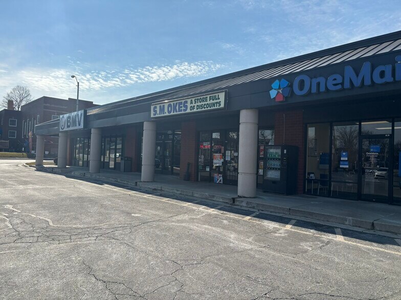 More Photos Of 210 S Jefferson St, Huntington Unknown For Lease