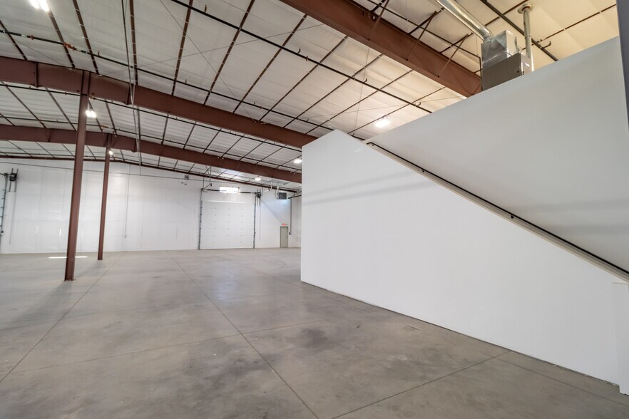 More Photos Of 479 N Broadmore Way, Nampa Warehouse For Sale