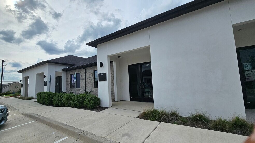 More Photos Of 3951 Alma Rd, McKinney Office For Sale
