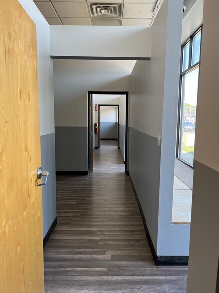 More Photos Of 6613-6621 Ogden Ave, Berwyn Storefront Retail Office For Sale