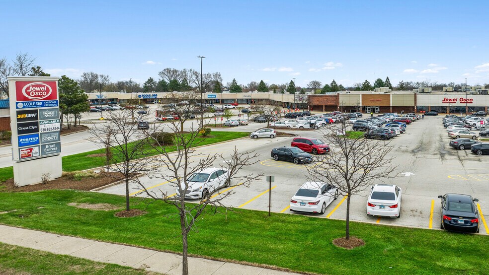 More Photos Of 1023-1127 S Roselle Rd, Schaumburg Freestanding For Sale