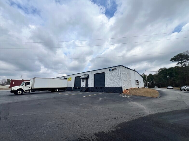 More Photos Of 2374 Stone Mountain Lithonia Rd, Lithonia Distribution For Lease
