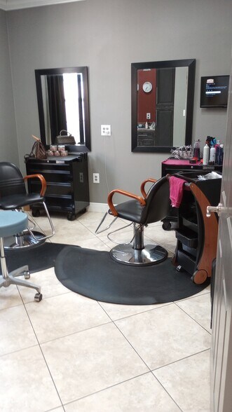 More Photos Of 105 Timberlachen Cir, Lake Mary Office For Sale