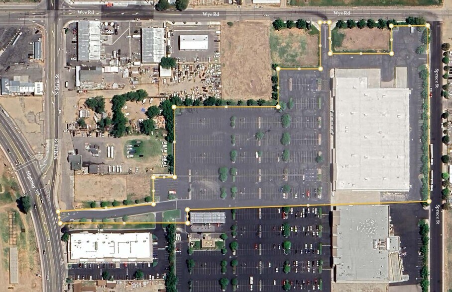 More Photos Of 1200 Main St, Bishop Freestanding For Sale