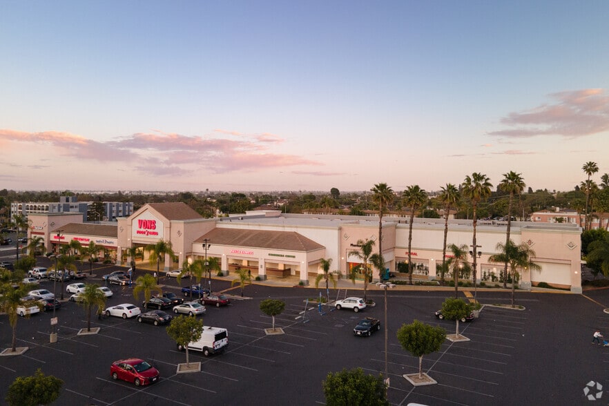 More Photos Of 4516-4550 Atlantic Ave, Long Beach Unknown For Lease