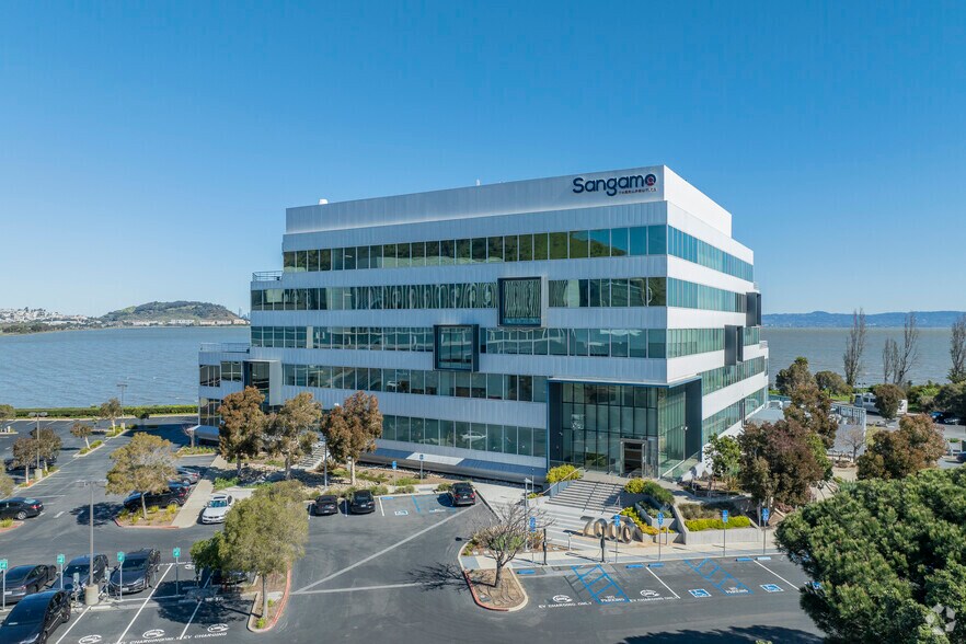 More Photos Of 7000 Marina Blvd, Brisbane Research And Development For Lease