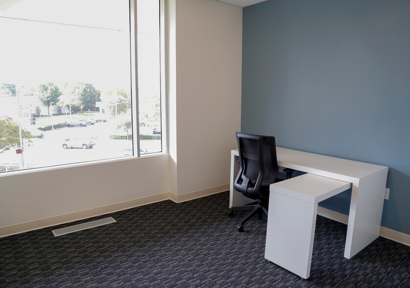 More Photos Of 6301 Gaston Ave, Dallas Coworking Space