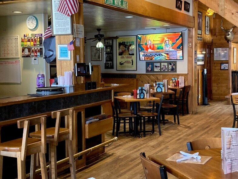 More Photos Of 123 N Lena St, Ridgway Restaurant For Sale