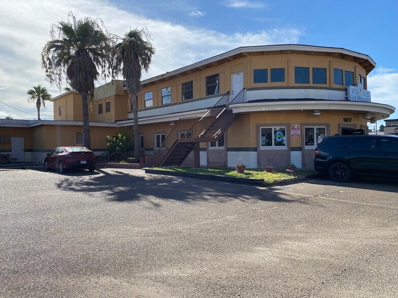 More Photos Of 1817 Padre Blvd, South Padre Island Freestanding For Lease