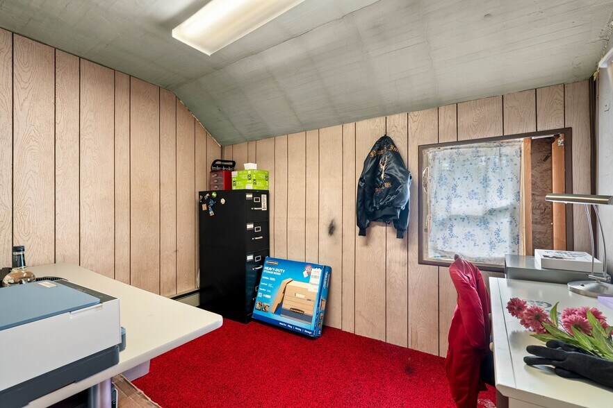 More Photos Of N12808 Northway Dr, Athelstane Restaurant For Sale