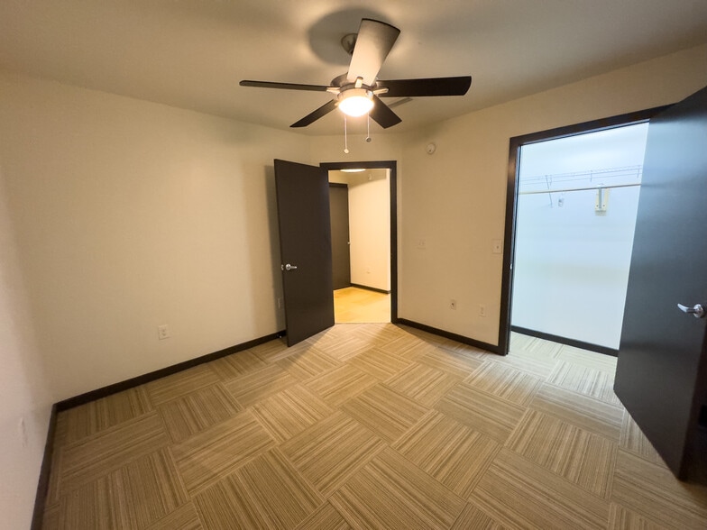 More Photos Of 110 Campbell Ave SW, Roanoke Apartments For Sale