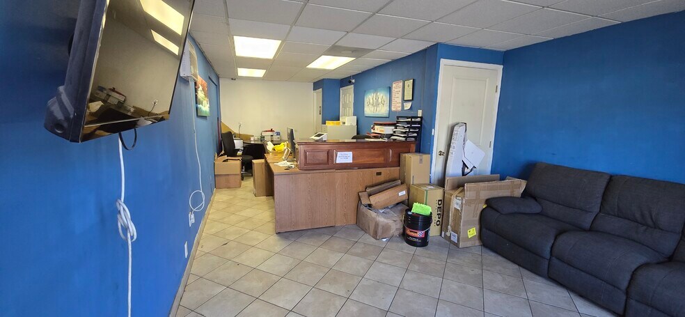 More Photos Of 9203 Enterprise Ct, Manassas Industrial For Sale