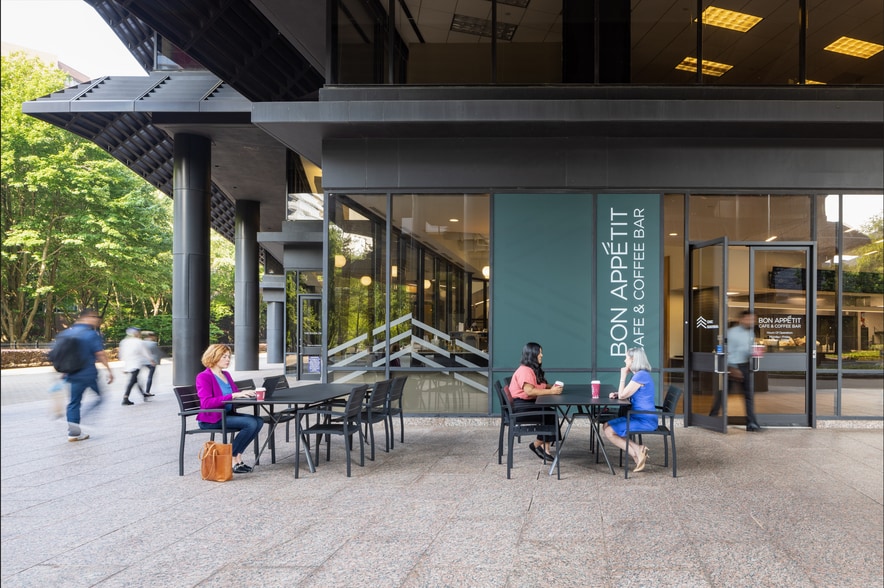 More Photos Of 1 Ravinia Dr, Atlanta Unknown For Lease