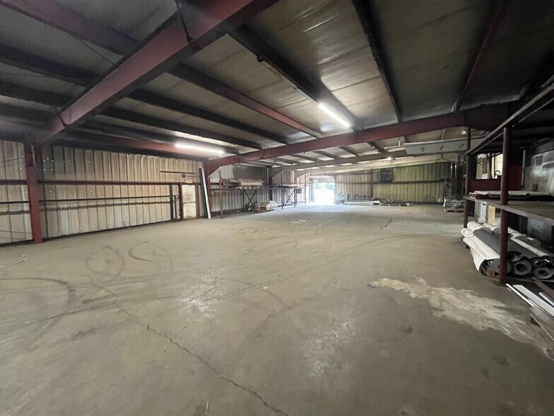 More Photos Of 53 Canal St, Greenville Manufacturing For Sale