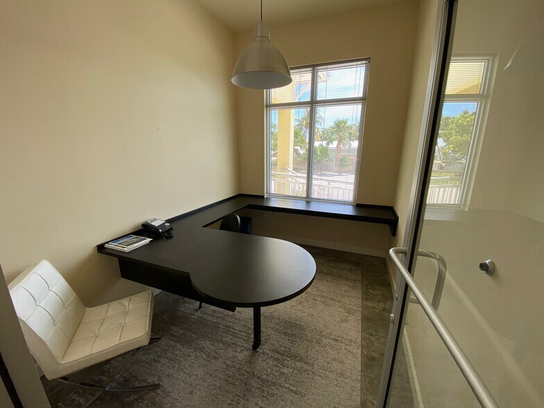 More Photos Of 9141 Overseas Hwy, Marathon Office For Lease