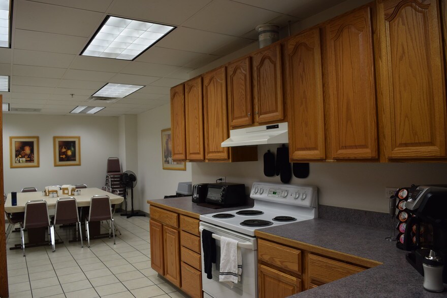 More Photos Of 2530 Washington St, Denver Medical For Lease