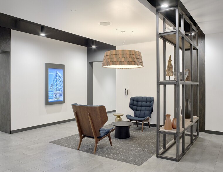 More Photos Of 15809 Bear Creek Pky NE, Redmond Office For Sale