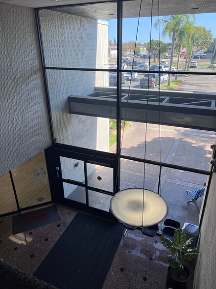 More Photos Of 12665 Garden Grove Blvd, Garden Grove Medical For Lease