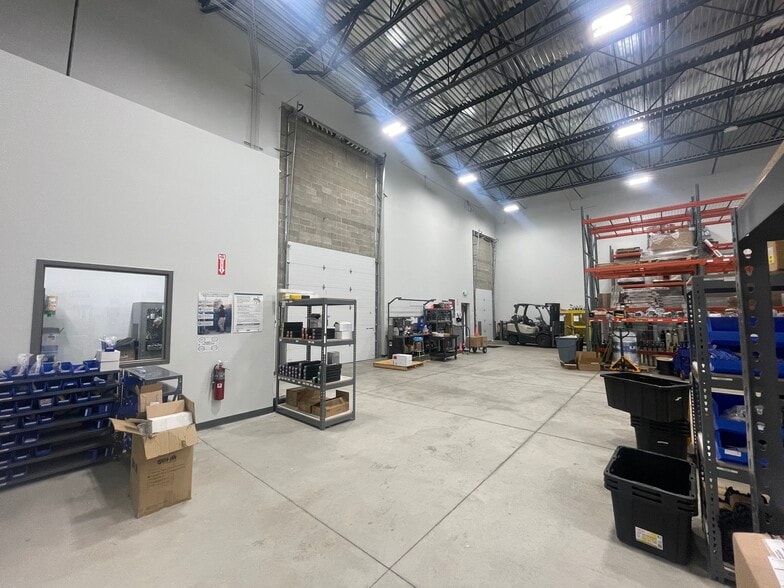 More Photos Of 925 N Fancher Rd, Spokane Valley Industrial For Lease