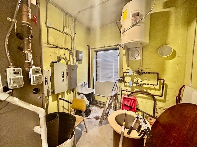 More Photos Of 2455 Stanley Ave, Dayton Auto Dealership For Sale