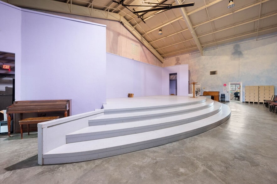 More Photos Of 1455 Willow Creek Rd, Prescott Religious Facility For Sale