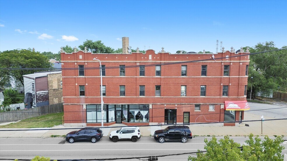 More Photos Of 13536 S Brandon Ave, Chicago Apartments For Sale