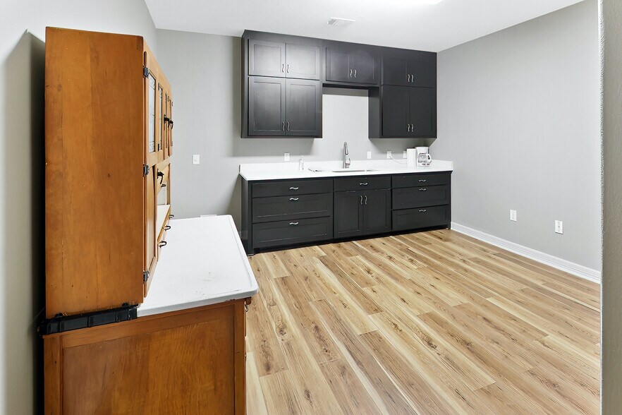 More Photos Of 4459 Roans Chapel Rd, College Station Service For Sale