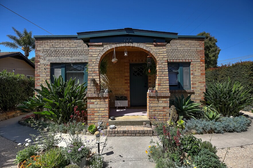 More Photos Of 102 S Voluntario St, Santa Barbara Multifamily For Sale