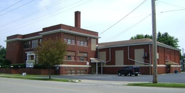 More Photos Of 230 E Montgomery Ave, Clarksville Office Residential For Sale