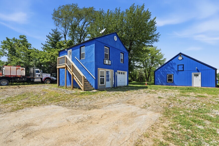 More Photos Of 10907 E 87th St, Raytown Multifamily For Sale
