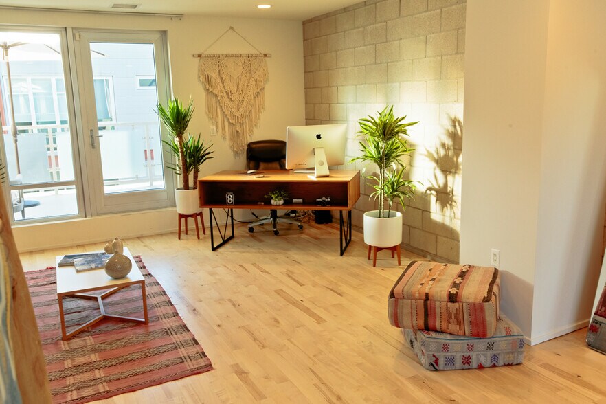 More Photos Of 3400 Cahuenga Blvd W, Los Angeles Loft Creative Space For Lease
