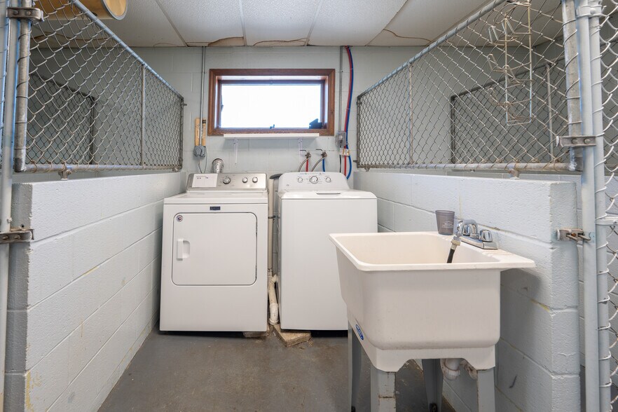 More Photos Of 5767 PA-981 Hwy, Latrobe Medical For Sale