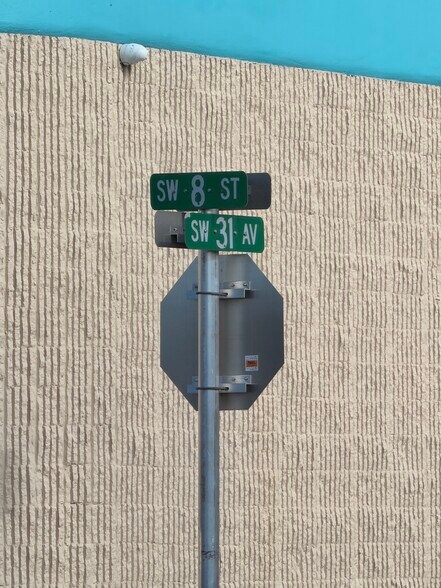 More Photos Of 3090 SW 8th St, Miami Freestanding For Lease