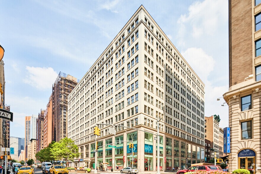 More Photos Of 387 Park Ave S, New York Coworking Space