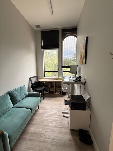 More Photos Of 137 Main St, Edwards Apartments For Sale