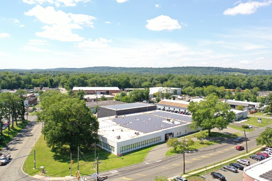 More Photos Of 1160 Springfield Rd, Union Township Industrial For Lease