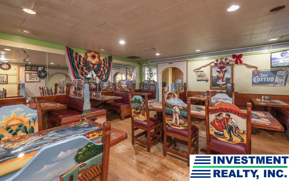 More Photos Of 121 Howard Johnson, Rolla Restaurant For Sale