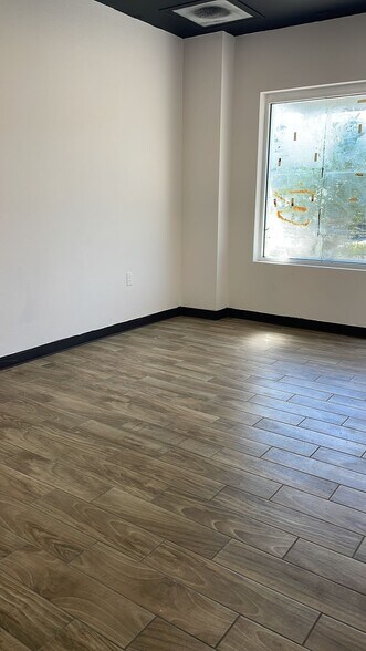 More Photos Of 1550 Tileston Rd, Saint Cloud Warehouse For Lease