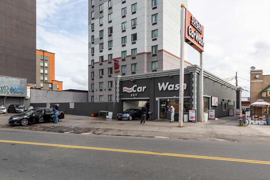 More Photos Of , Jamaica General Retail For Sale