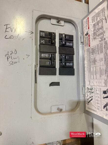 More Photos Of 3701 N Frankford Ave, Lubbock Industrial For Sale