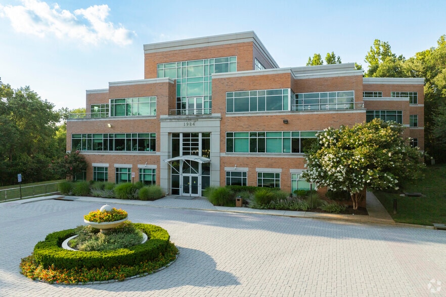 More Photos Of 1984 Isaac Newton Sq W, Reston Office For Sale
