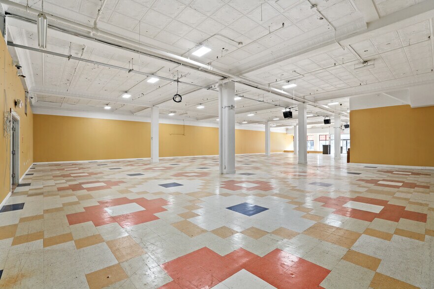 More Photos Of 251-255 S Main St, Fall River Office For Lease