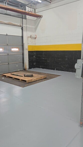 Primary Photo Of 59 Greenwood Ave, Midland Park Warehouse For Lease