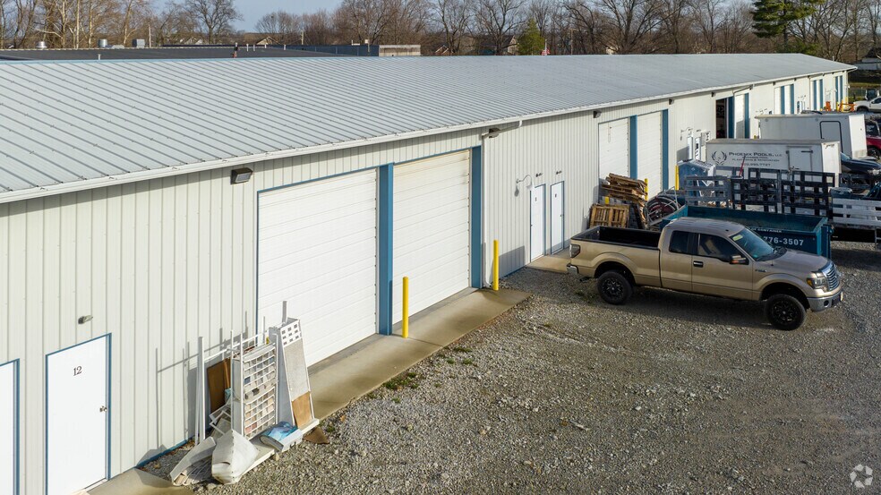 More Photos Of 6400 Ky 329, Crestwood Warehouse For Lease